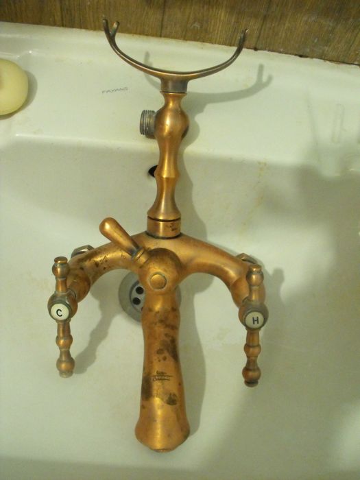 Смесител за мивка, модел от 1920-те год.