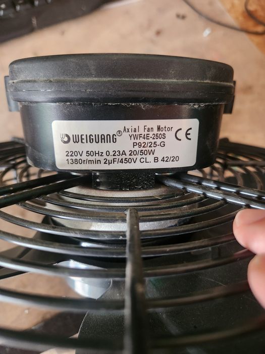 Ventilator 220v AC folosit putin