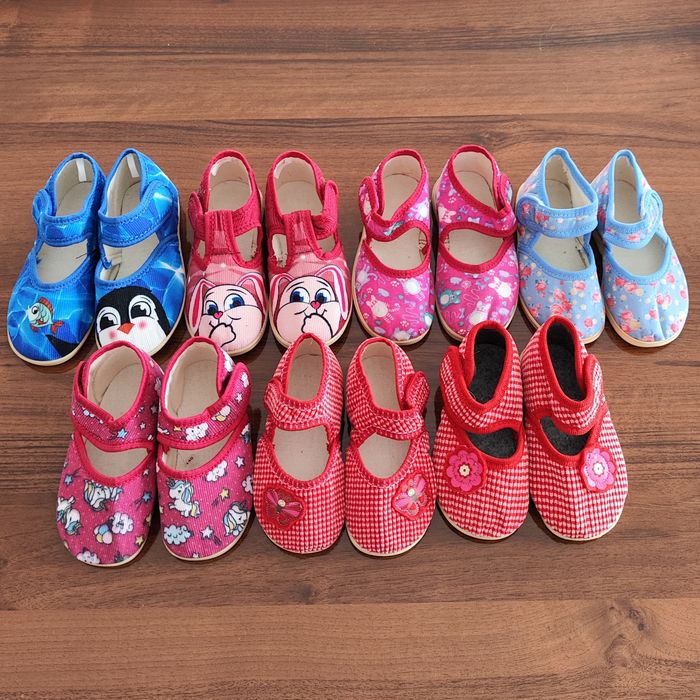 Домашки, детская обувь новая