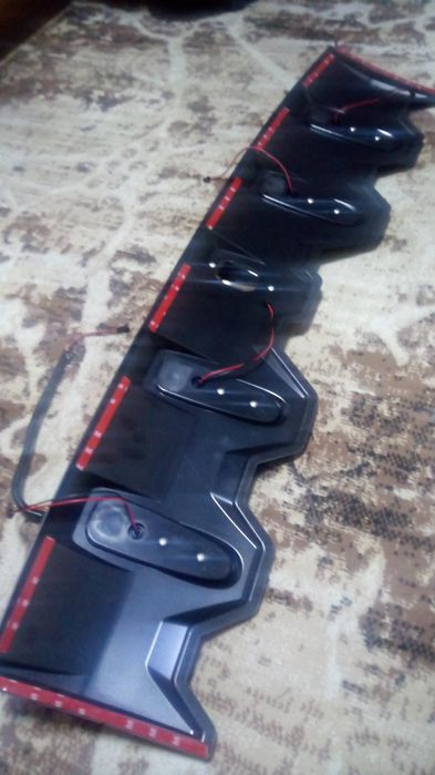 Гобаритные огни на лобовым стеклом