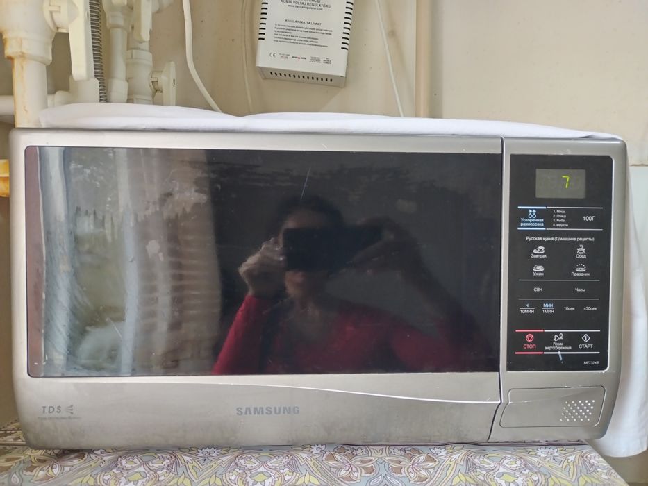 Mikrovolnovka  samsung xolati yaxshi