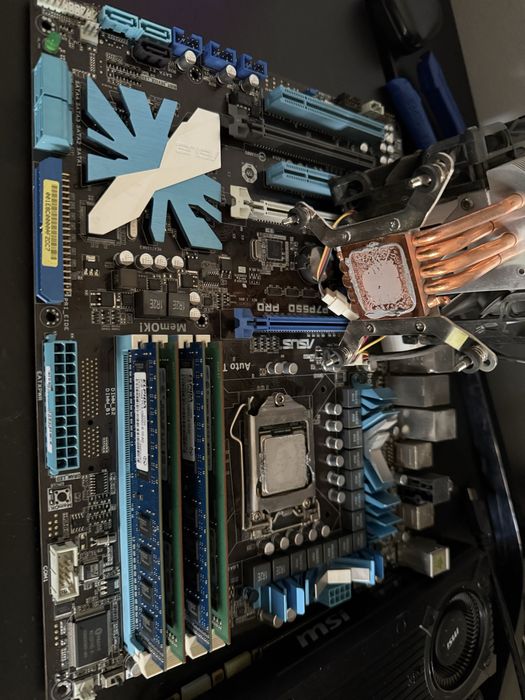 Материнская плата ASUS P7P55D PRO + core i7-860 + 8гб ОЗУ