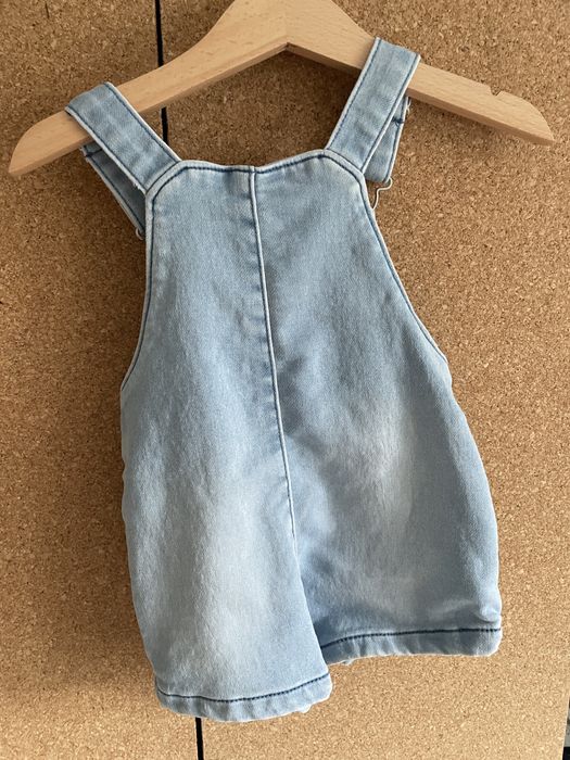 Salopeta blugi si tricou Primark 68