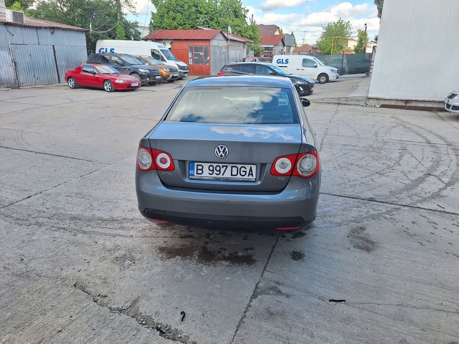 VOLKSWAGEN Jetta 2007 — imagine 4