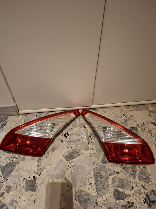 Ofetă ! Urgent vănd Stopurile  de pe  haion , originale( 320 amandoua