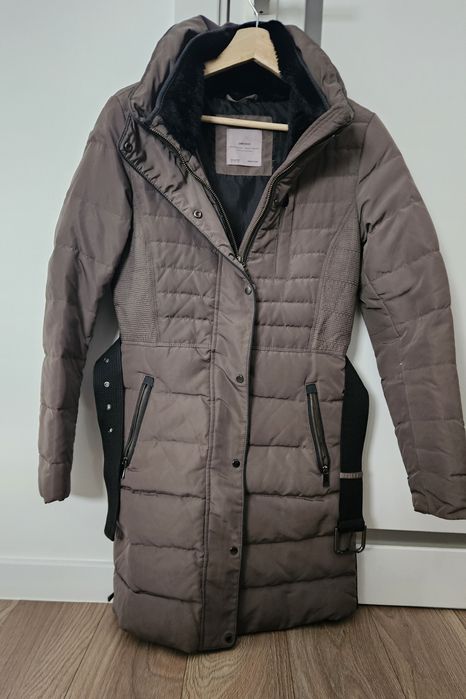 Geacă matlasată ZARA mărime S