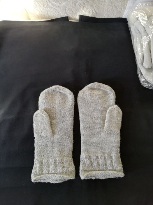 Продам   новые варежки.