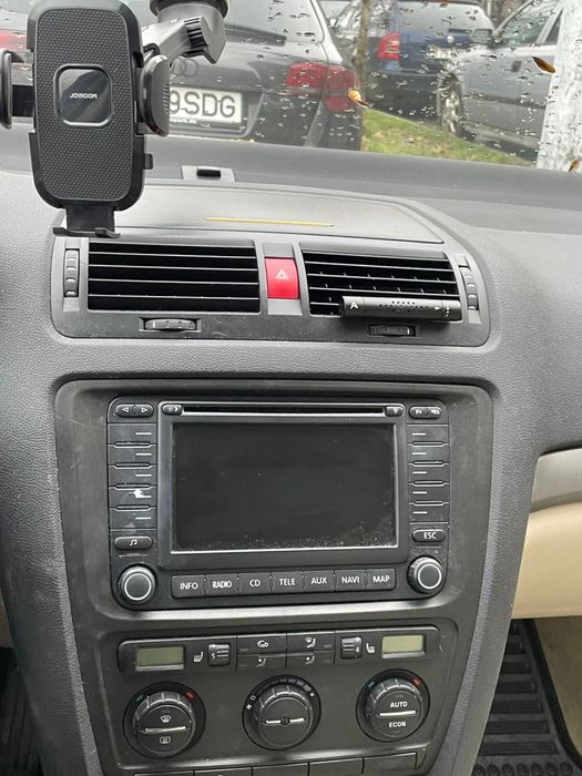 Skoda Octavia 2 1.6 FSI