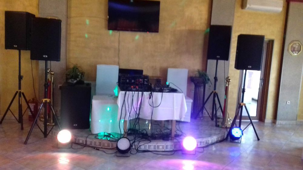 Vand boxe Dynacord A-115A x2  + Dynacord SUB 1.15 +alte componente