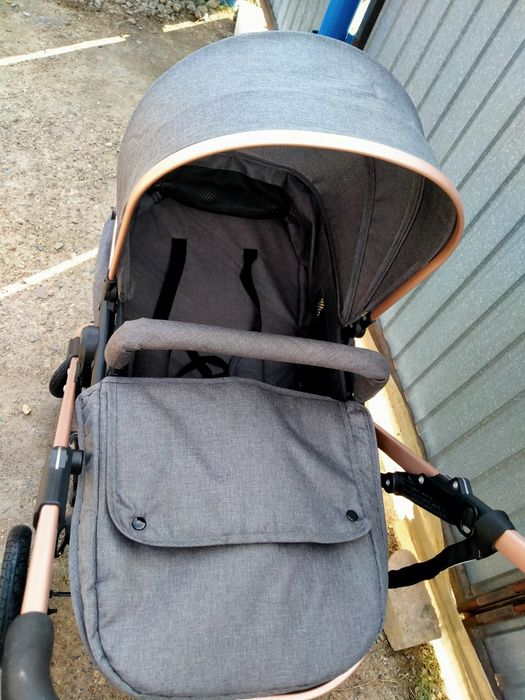 Продам коляску 2в1