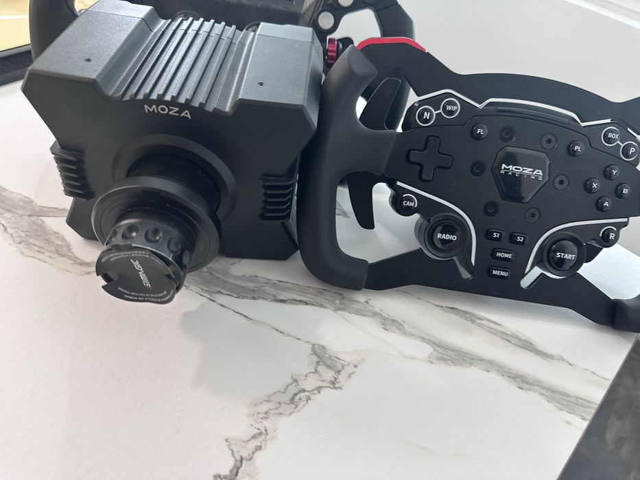 Moza r5 ES formula mod wheel + SR-P pedals + load cell mod + brake performance kit