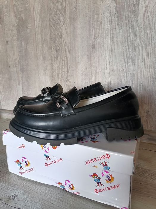 Обувь на девочку