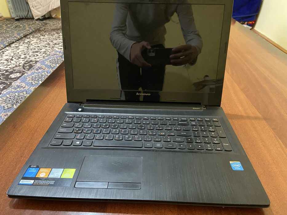 Kompyuter sotiladi 150 $ kelishiladi