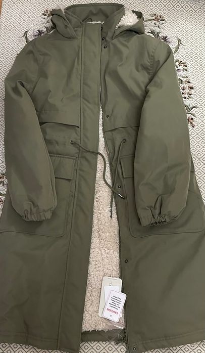 Продаю новую куртку