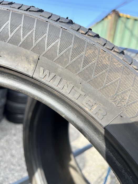 Пара 255/45/20 Привозные из Европы