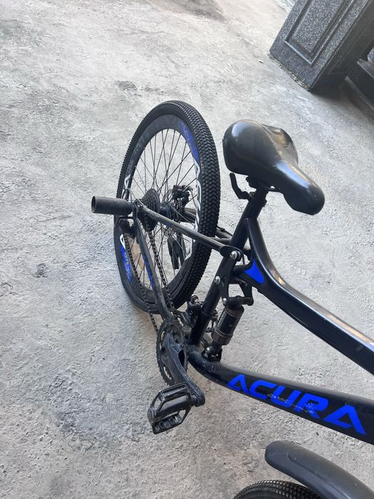 Gorniy velosiped acura