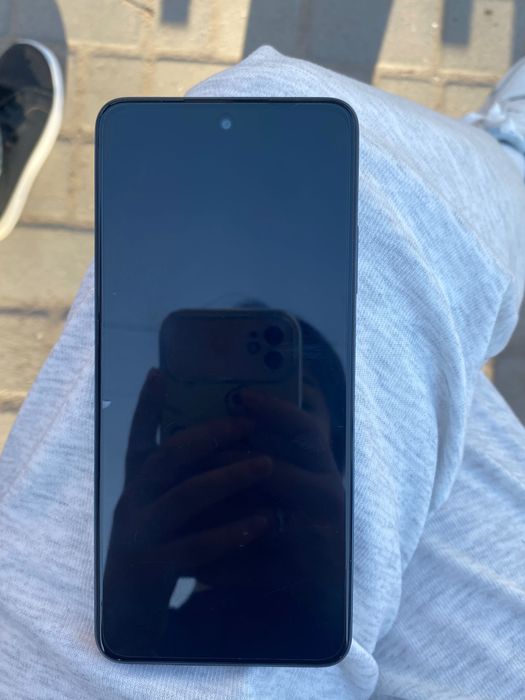 Realme C65 телефон