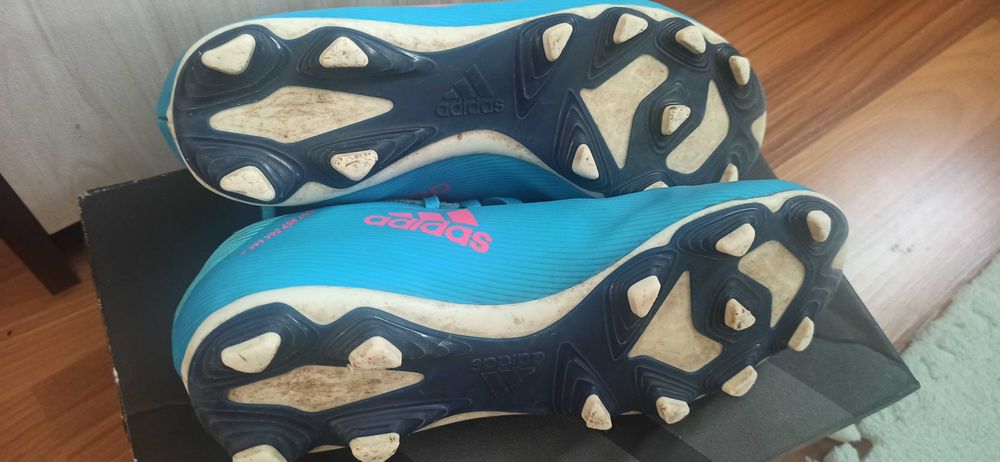 Бутонки Adidas ( размер 40)