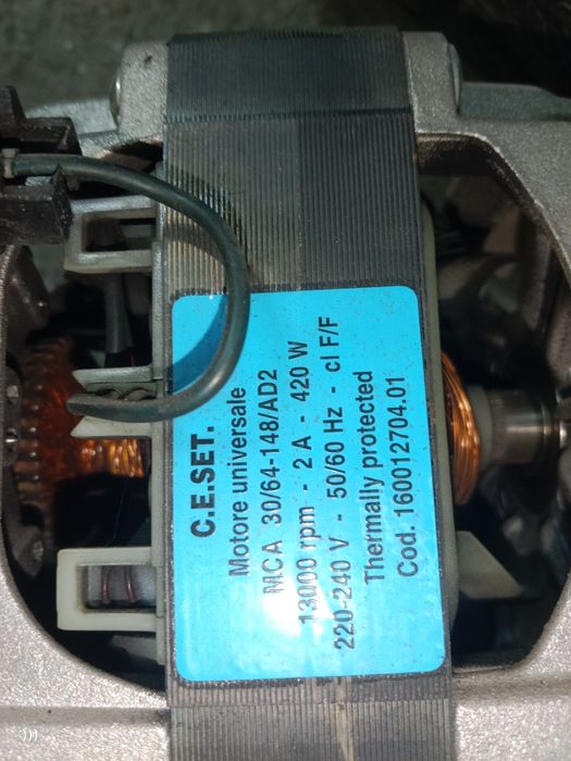 Продам электродвигатели