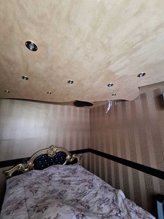 Продава се Двустаен апартамент в Варна, Цветен квартал - 62 кв.м за 2016 €/кв.м - Снимка #2