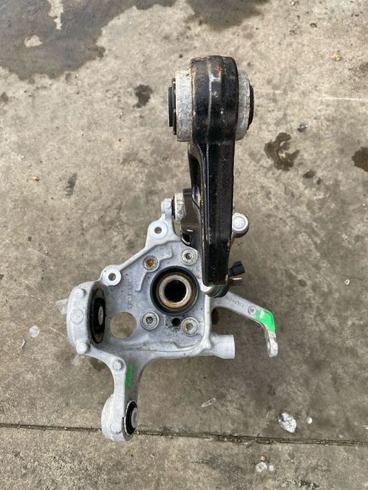 Fuzeta dreapta spate VOLVO S60-V60 2015-2020 31476232