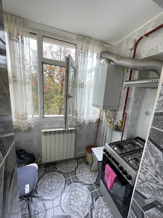Doua decomandate la cheie Micro 20 etaj1/4.