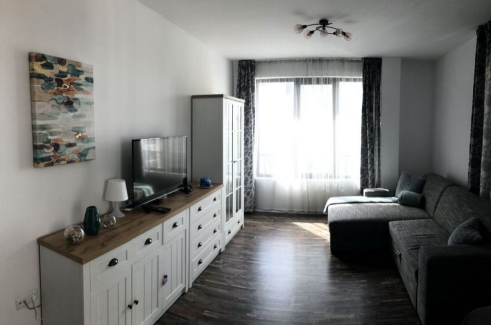 Продава се Двустаен апартамент в Бургас, Център - 74 кв.м за 3230 €/кв.м - Снимка #1