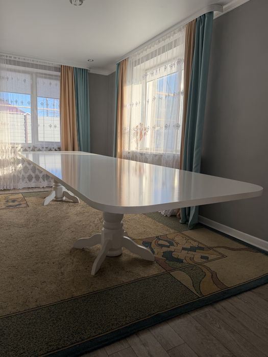 Продам стол в хорошем состоянии