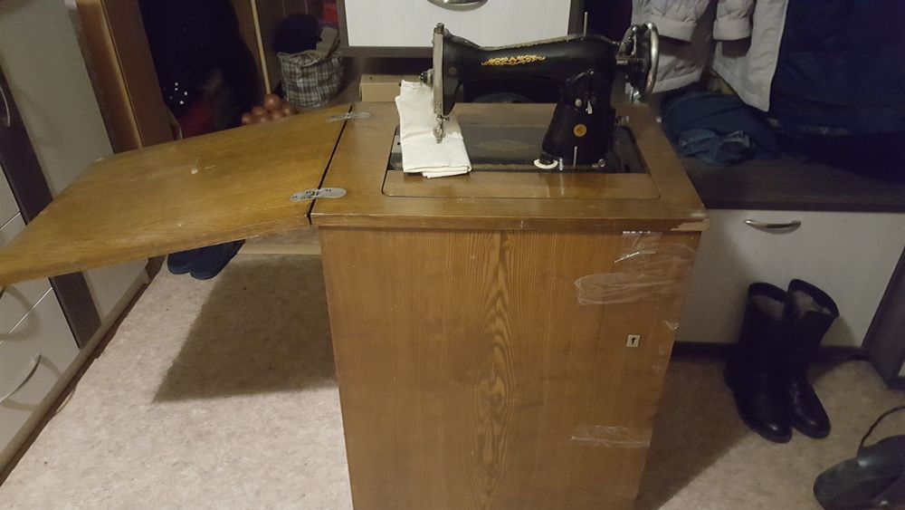 Швейная машинка СССР!