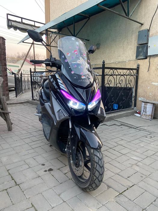 Продам мопед нмакс