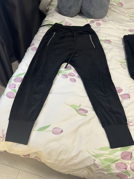 Pantaloni vagabond catifea,xs,in stare f buna dar purtati