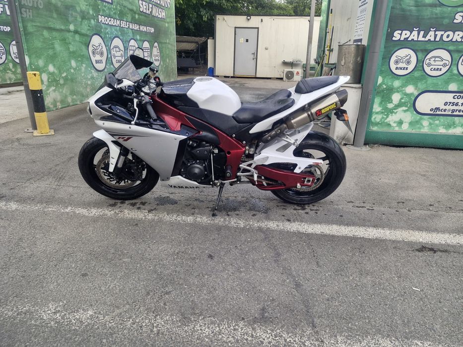 Yamaha YZF R1 BigBang 2009