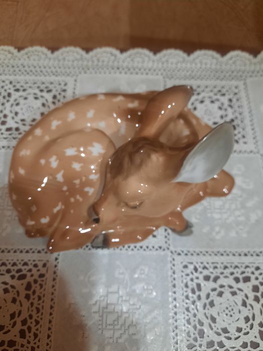 Статуэтка "Олененок" (лежащий), автор П.П. Веселов, фарфор, роспись, Л