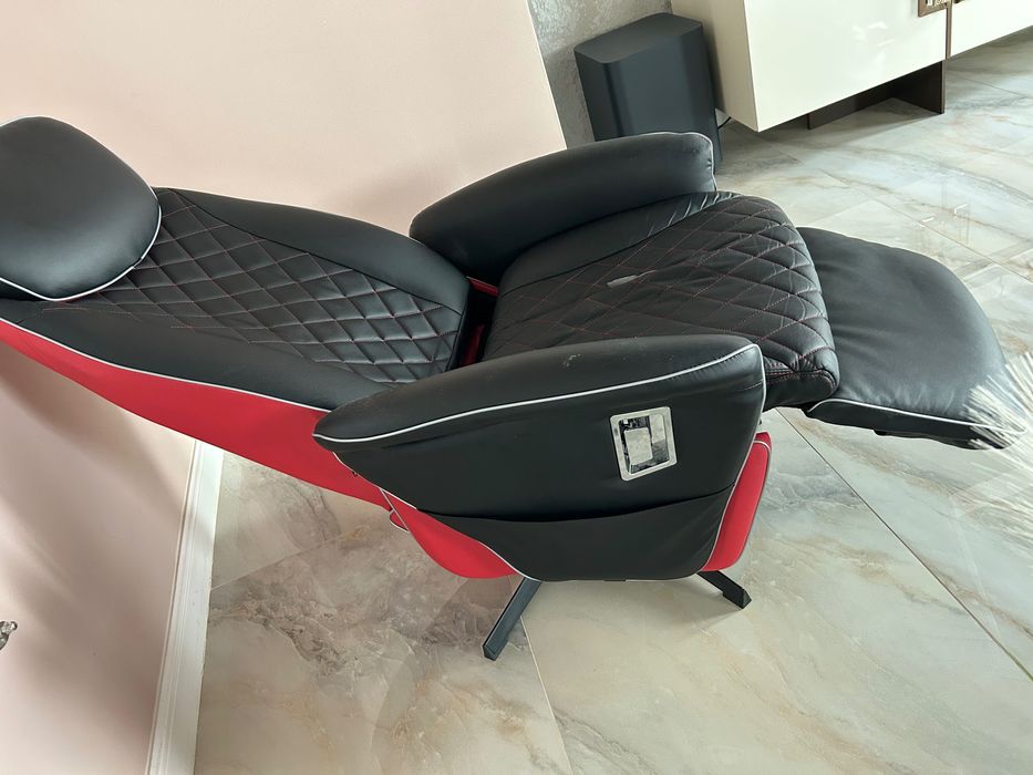 Recliner/scaun/ fotoliu roșu cu negru, pentru birou