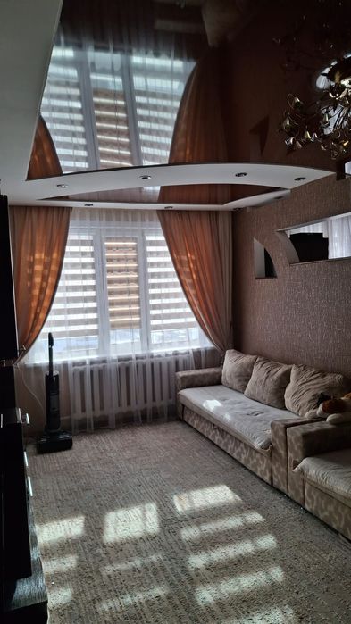 Квартира трехкомнатная