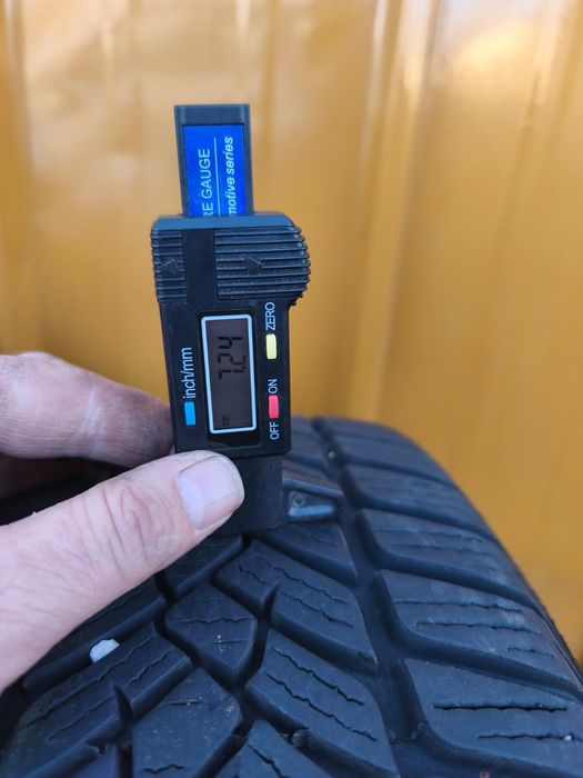 Set Roți Opel Astra J R 16 cu senzori și anvelopele de iarnă