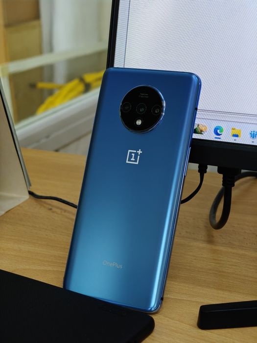 Смартфон OnePlus 7T 128гб обмен