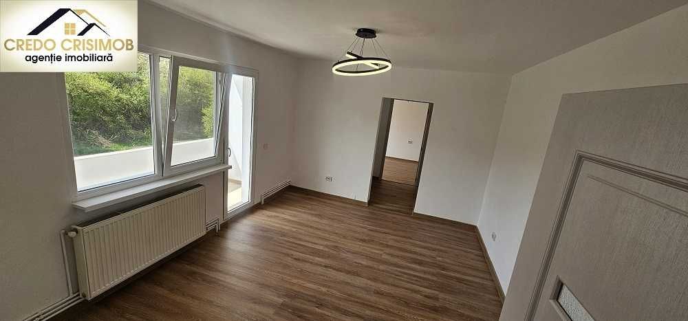 Vand apartament 2 camere conf 1 semidec etajul 1 Govandari