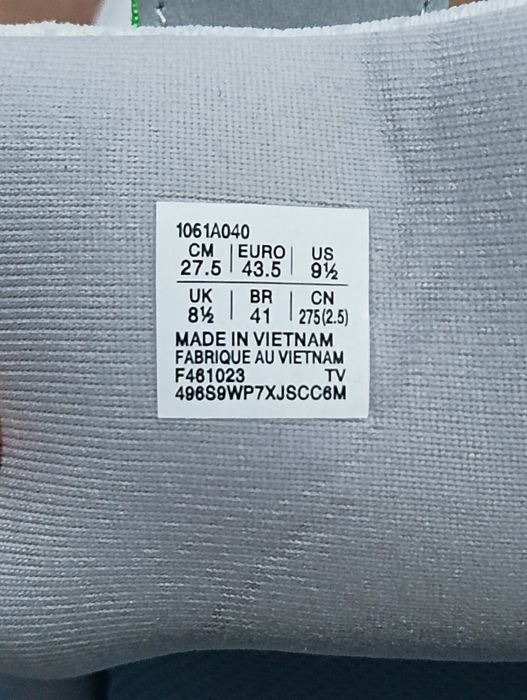 Продам или обменяю кроссовки Asics Nova surge 2