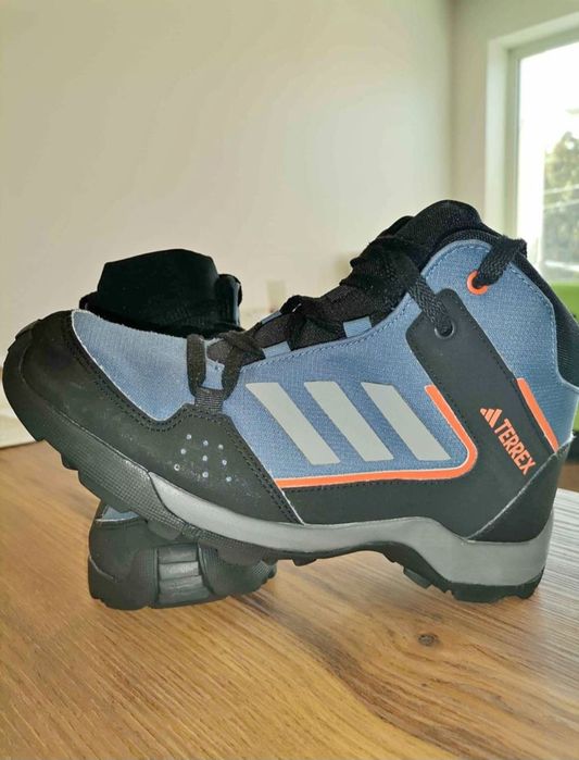 Боти Adidas terrex 38