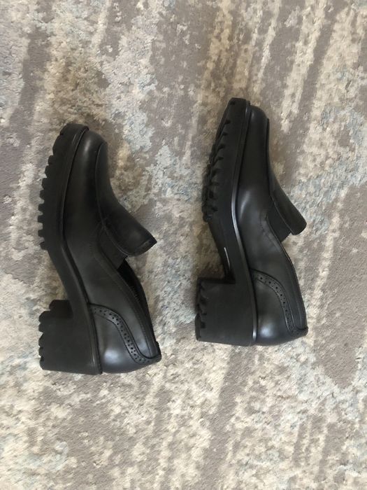 Ботинки размер 38-39