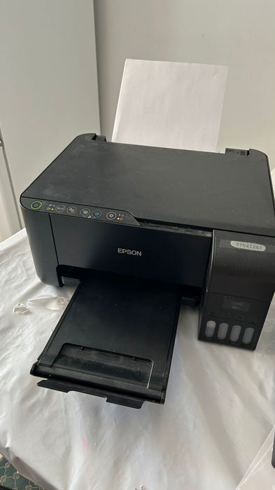 Продам принтер цветной 3/1 м