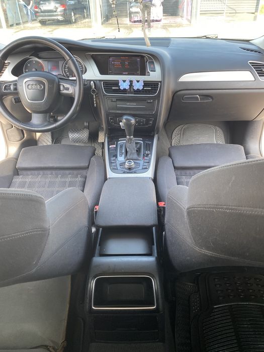 Vand AUDI A4 B8 Avant