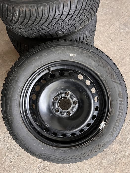 Jante Mercedes 16 inch’ + 205/60/16 , Hankook , 8 mm , DOT 2022 !