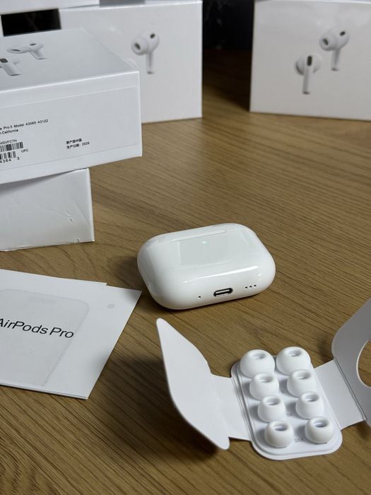 PROMOTIE! Airpods pro 3 + baterie externa magsafe apple