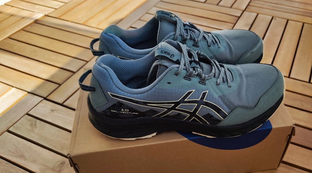 Маратонки ASICS gel-venture 10 номер 43,5