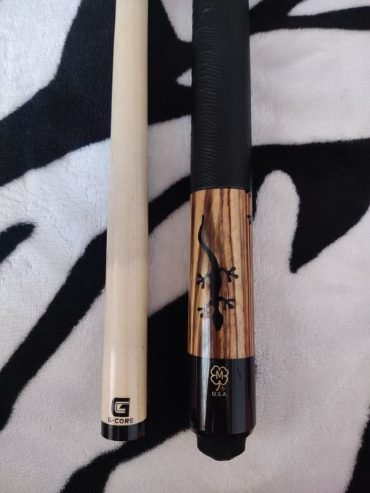 Кий бильярдный комплект 2 шт.