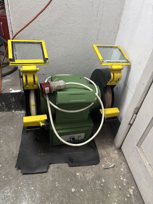 Polizor de banc PD300