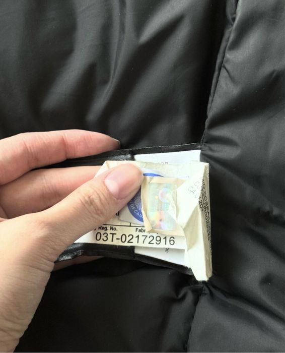 Продам куртку Canada Goose