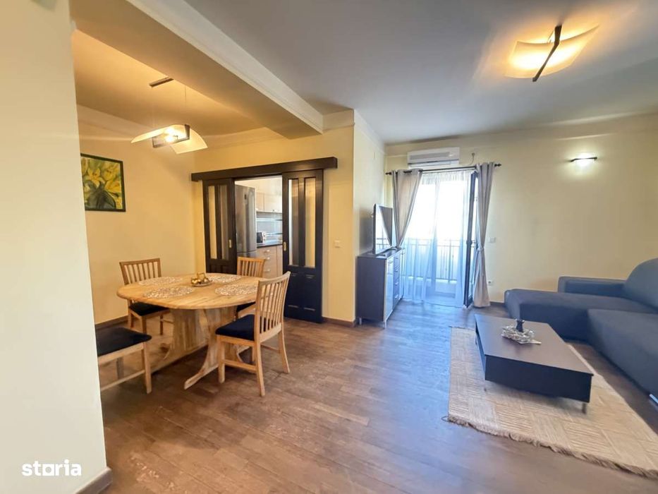 Apartament 3 camere, balcon, Cetate